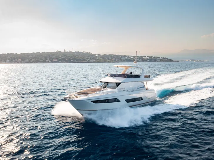 GOOD TIMES Prestige 680 - profile GOOD TIMES Prestige 680 - profile