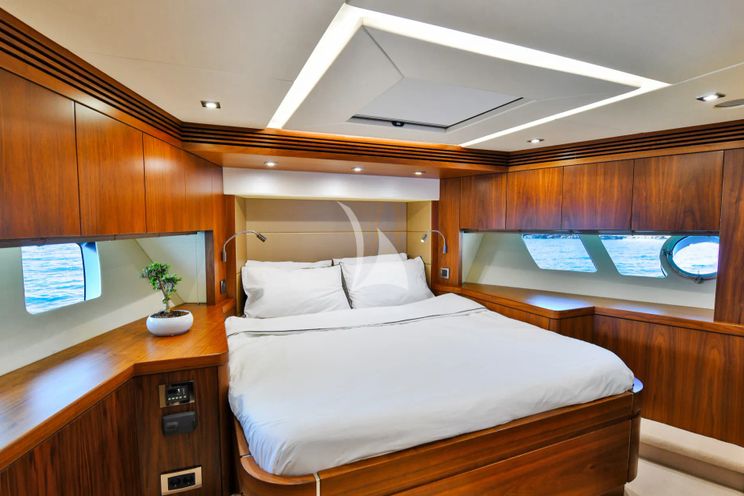Charter Yacht GRACE XI - Sunseeker 75 - 4 Cabins - Athens - Mykonos - Paros - Cyclades - Greece