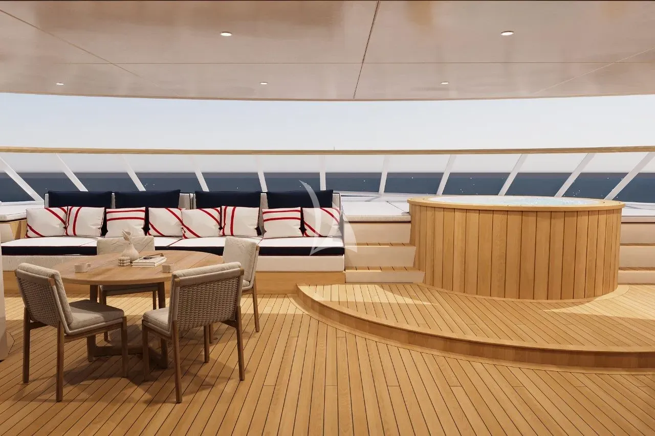 GRAND OCEAN Blohm&Voss 85m - sky deck lounge and jacuzzi