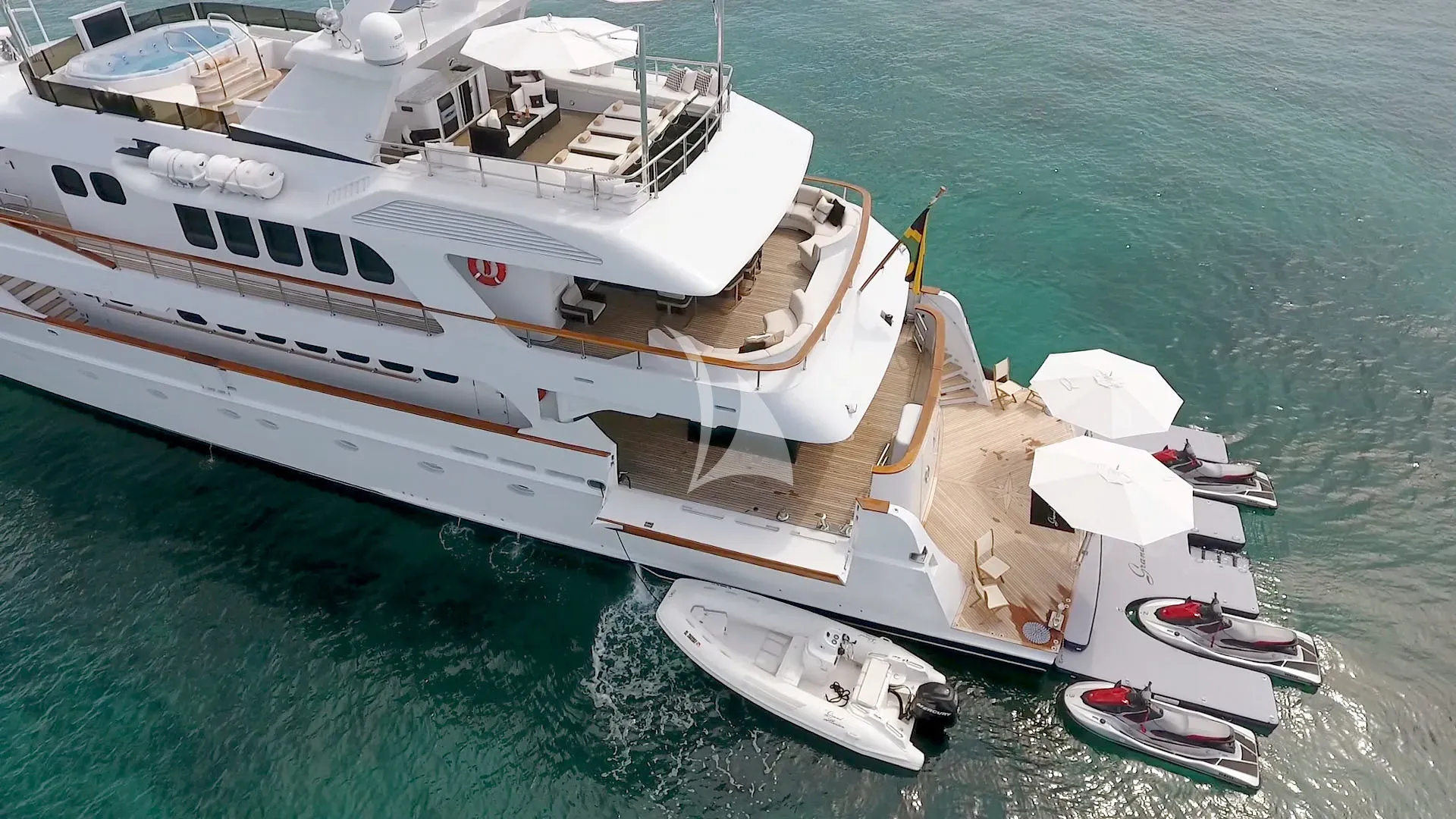 Charter Yacht GRAND ILLUSION - Palmer Johnson 137 - 5 Cabins - Nassau - Exumas - Bahamas