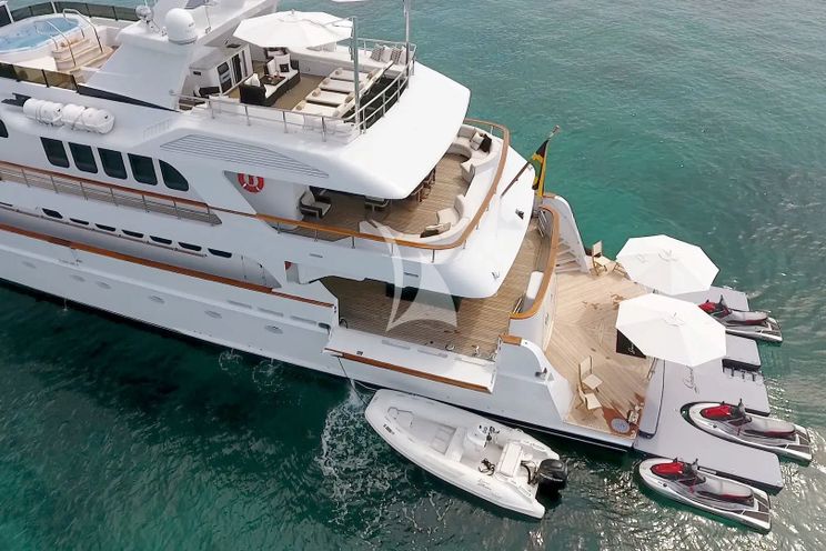 Charter Yacht GRAND ILLUSION - Palmer Johnson 137 - 5 Cabins - Nassau - Exumas - Bahamas