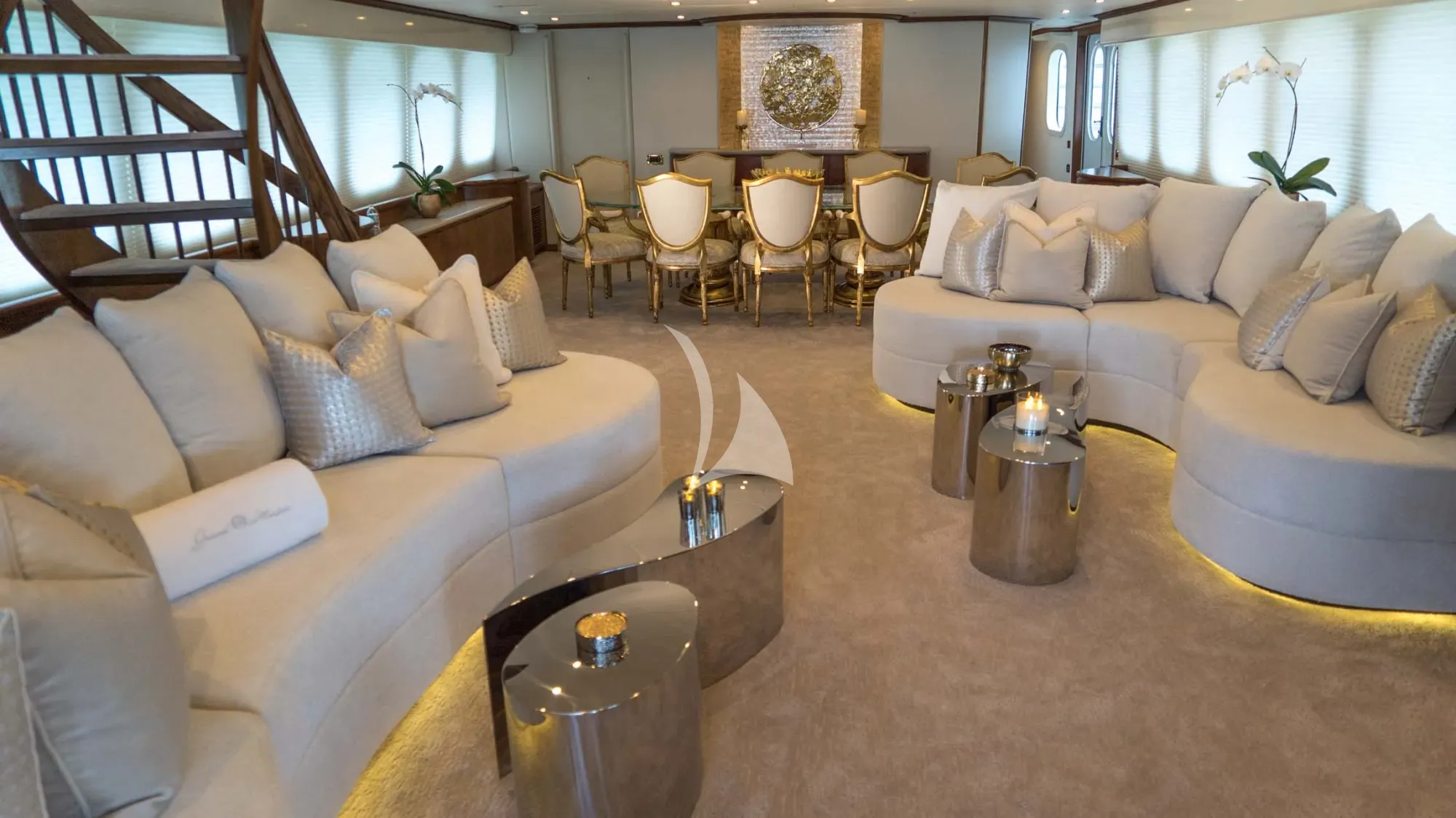 Charter Yacht GRAND ILLUSION - Palmer Johnson 137 - 5 Cabins - Nassau - Exumas - Bahamas