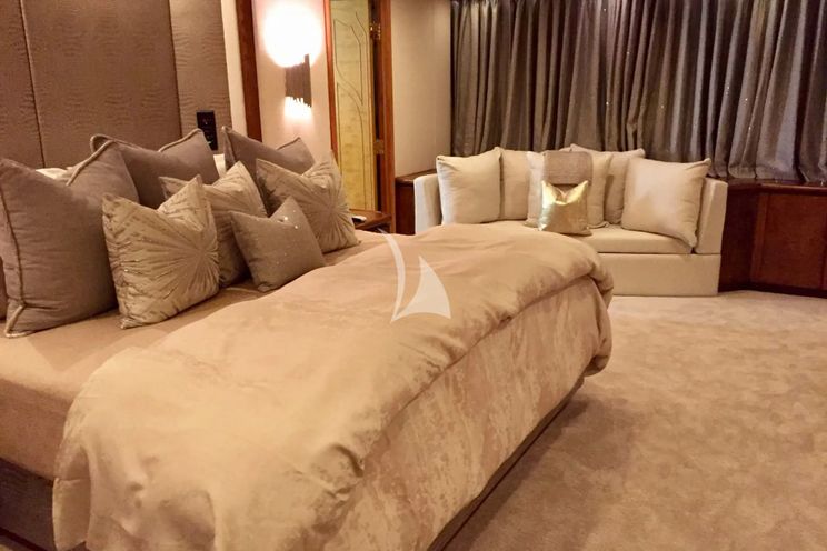 Charter Yacht GRAND ILLUSION - Palmer Johnson 137 - 5 Cabins - Nassau - Exumas - Bahamas