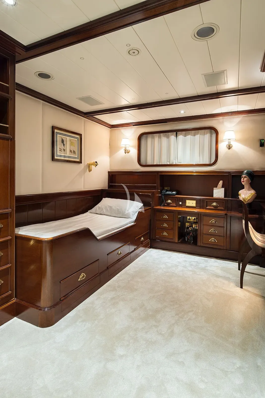 GRAND OCEAN Blohm&Voss 85m - single cabin