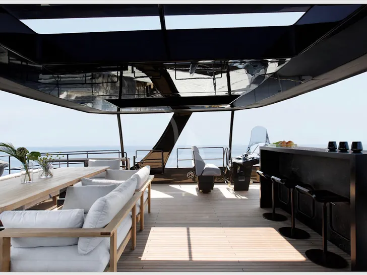 GRAYONE Sunreef 80 - flybridge GRAYONE Sunreef 80 - flybridge