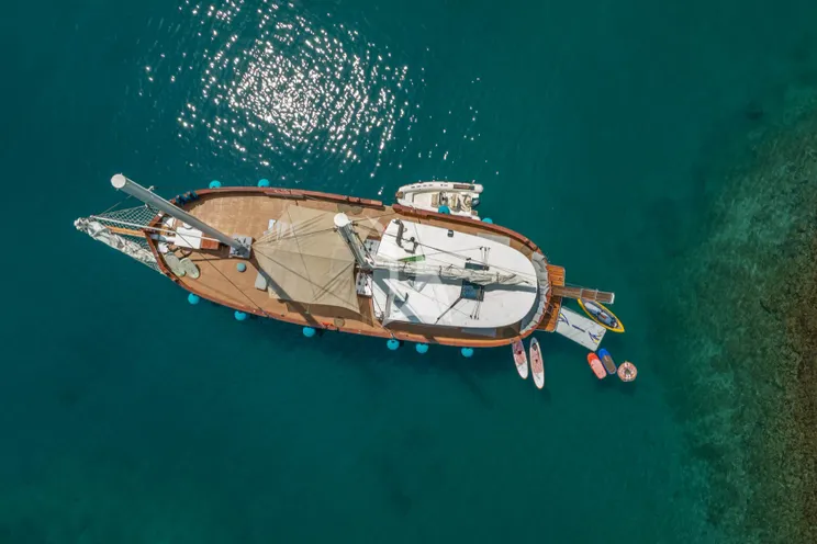 Charter Yacht GREEN RAY - Custom 28m - 6 Cabins - Split - Dubrovnik - Hvar - Trogir - Croatia