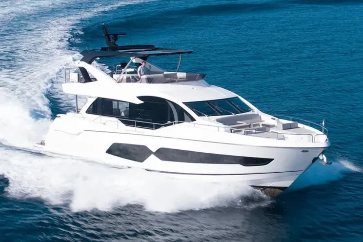 Charter Yacht G.T.U. - Sunseeker 76 - 4 Cabins - Genoa - Liguria - La Spezia - Italian Riviera