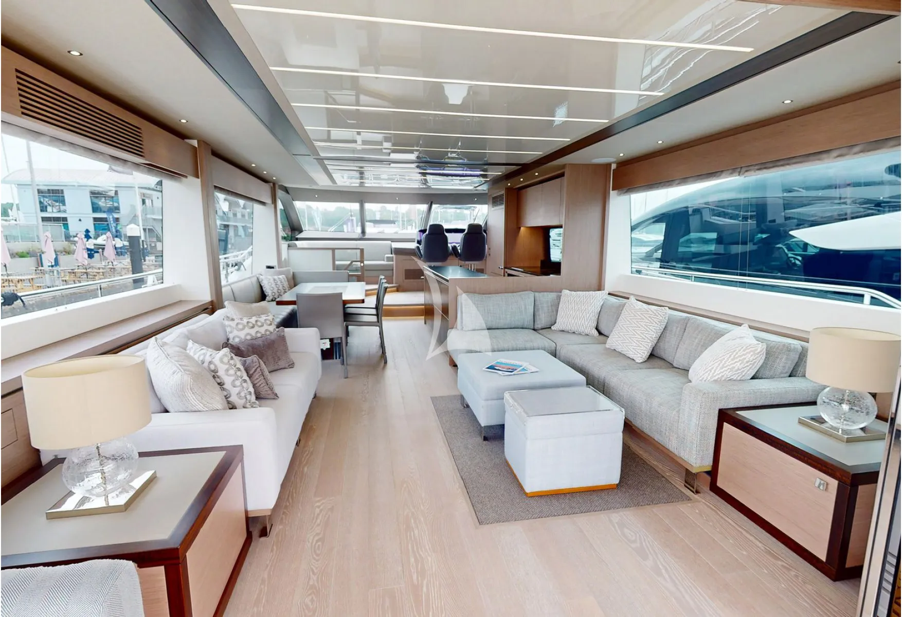 G.T.U. Sunseeker 76 - main saloon