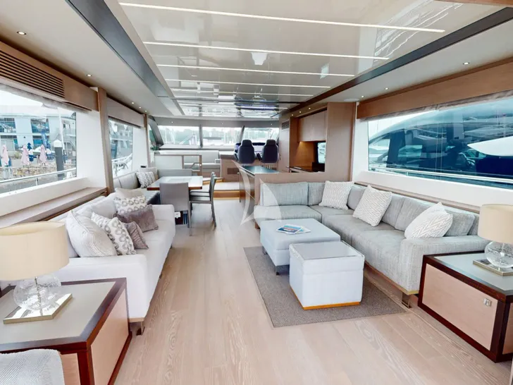 G.T.U. Sunseeker 76 - main saloon G.T.U. Sunseeker 76 - main saloon