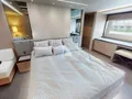 G.T.U. Sunseeker 76 - master cabin bed G.T.U. Sunseeker 76 - master cabin bed