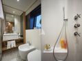H&CO,Ferretti 1000 - twin cabin bathroom