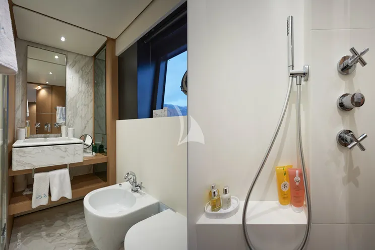 Charter Yacht H&CO - Ferretti 1000 - 5 Cabins - Cannes - Monaco - St Tropez - French Riviera