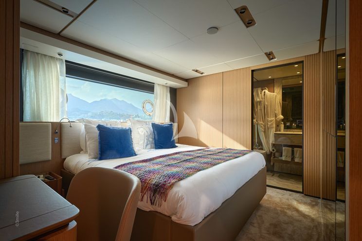 Charter Yacht H&CO - Ferretti 1000 - 5 Cabins - Cannes - Monaco - St Tropez - French Riviera
