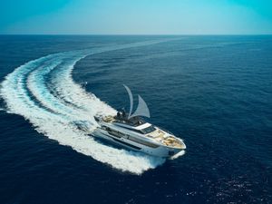 H&CO - Ferretti 1000 - 5 Cabins - Cannes - Monaco - St Tropez - French Riviera H&CO - Ferretti 1000 - 5 Cabins - Cannes - Monaco - St Tropez - French Riviera