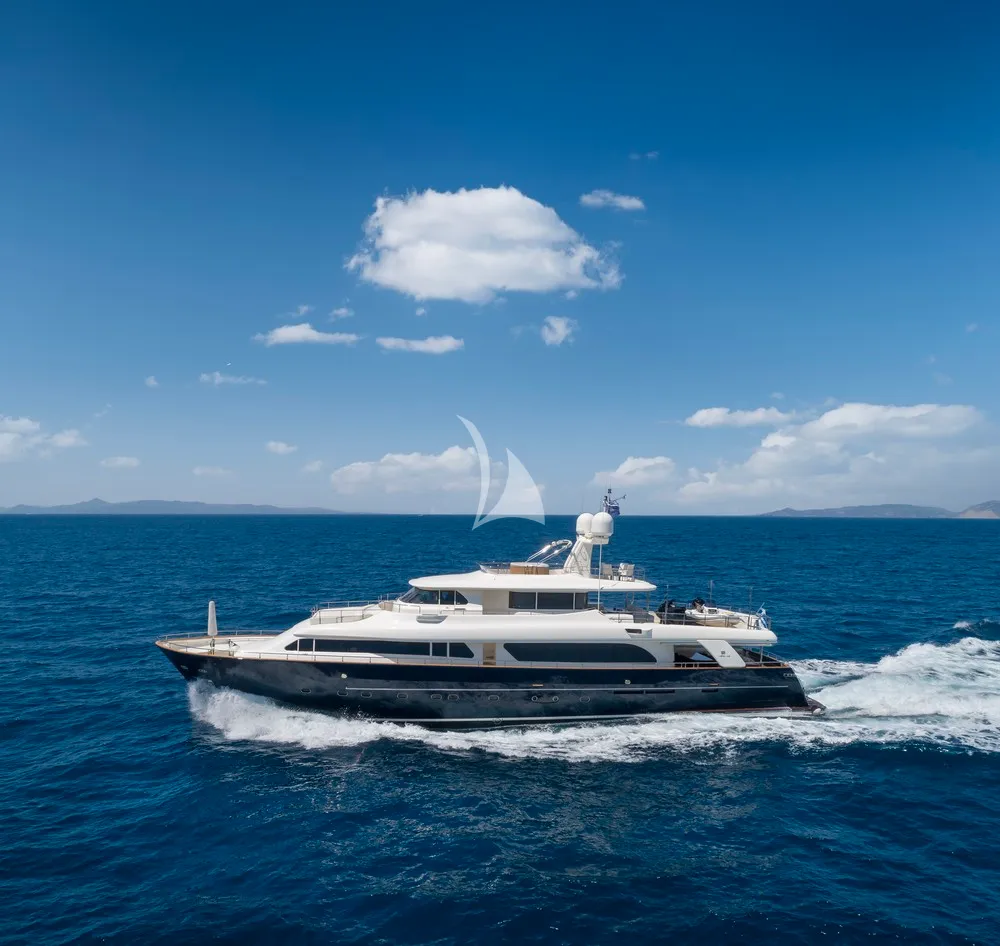 HAG - Custom Line 30m - 4 Cabins - Athens - Mykonos - Paros - Cyclades - Greece