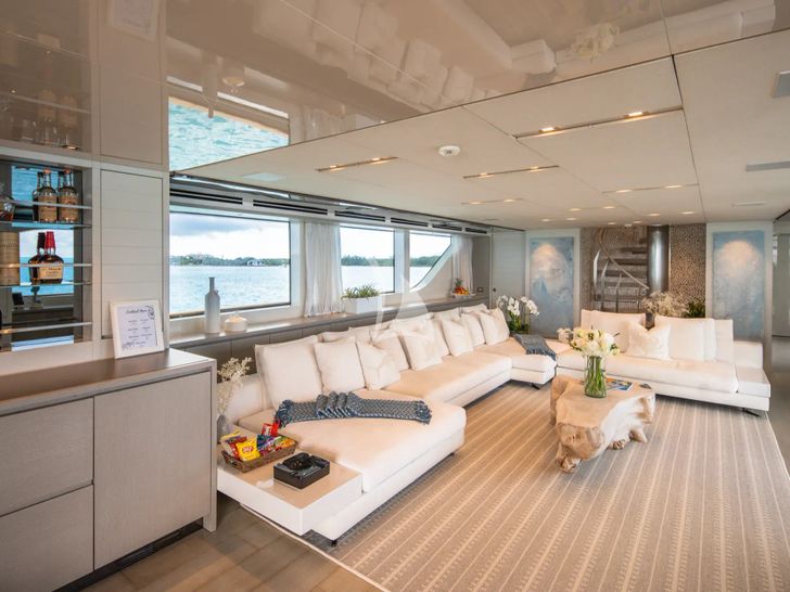 HALCYON Sanlorenzo 112 - main saloon HALCYON Sanlorenzo 112 - main saloon