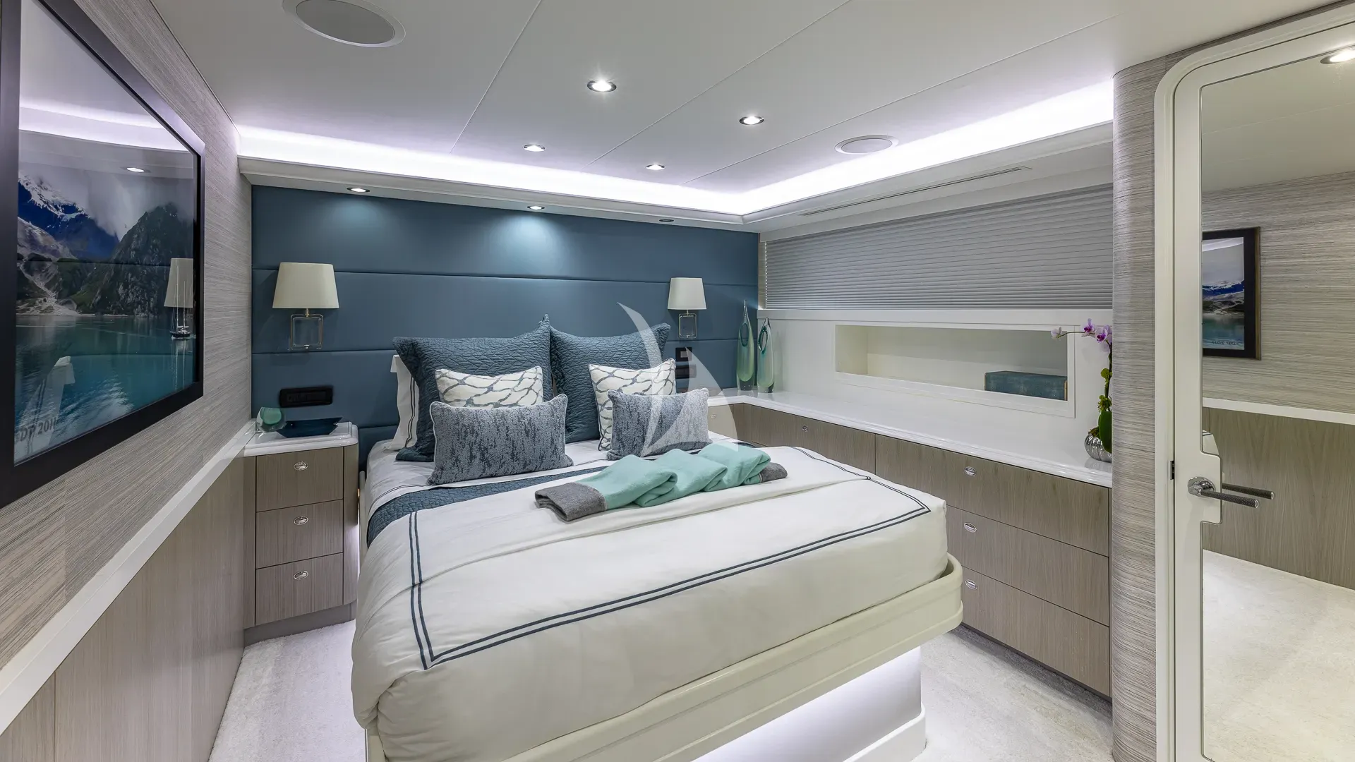 HANNAH Westport 112 - VIP cabin 2