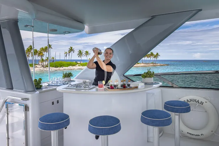 Charter Yacht HANNAH - Westport 112 - 4 Cabins - Nassau - Exumas - Bahamas