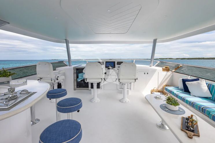 Charter Yacht HANNAH - Westport 112 - 4 Cabins - Nassau - Exumas - Bahamas