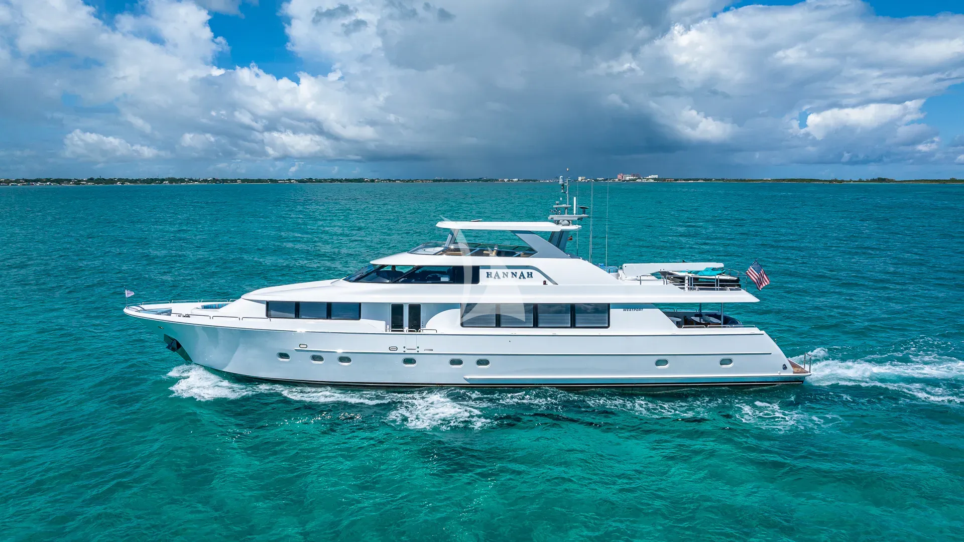 HANNAH Westport 112 - cruising