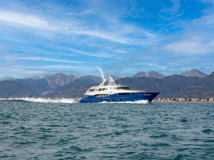 HATT MILL Vicem 46 Vulcan - cruising HATT MILL Vicem 46 Vulcan - cruising