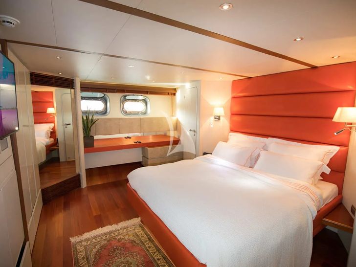 HEARTBEAT OF LIFE Heesen 28m - master cabin HEARTBEAT OF LIFE Heesen 28m - master cabin