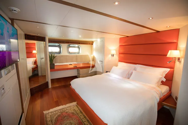 Charter Yacht HEARTBEAT OF LIFE - Heesen 28m - 3 Cabins - Barcelona - Spain