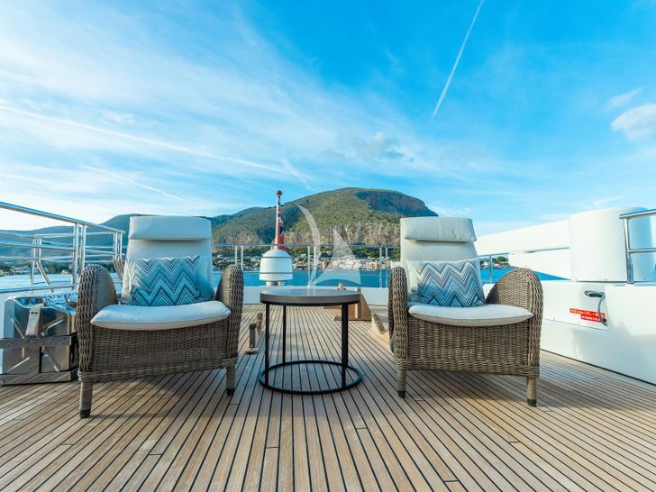 HEERLIJCKHEID Moonen 30m - flybridge aft seating area HEERLIJCKHEID Moonen 30m - flybridge aft seating area