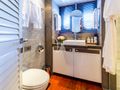 HEERLIJCKHEID Moonen 30m master cabin toilet and vanity unit