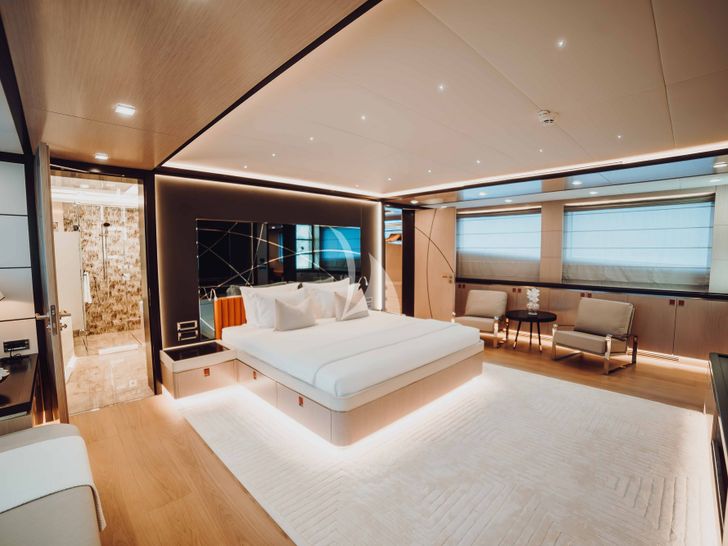 HEEUS Bering Yachts 145 Series Master 1 HEEUS Bering Yachts 145 Series Master 1