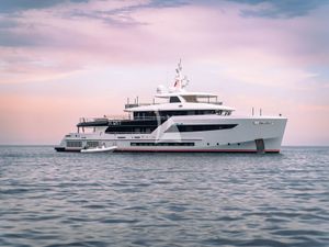 HEEUS - Bering 145 - 6 Cabins - Monaco - Capri - St Barths HEEUS - Bering 145 - 6 Cabins - Monaco - Capri - St Barths