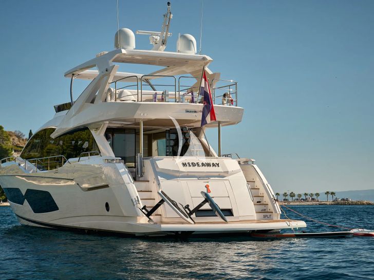 HIDEAWAY Sunseeker 23m - anchored aft view HIDEAWAY Sunseeker 23m - anchored aft view