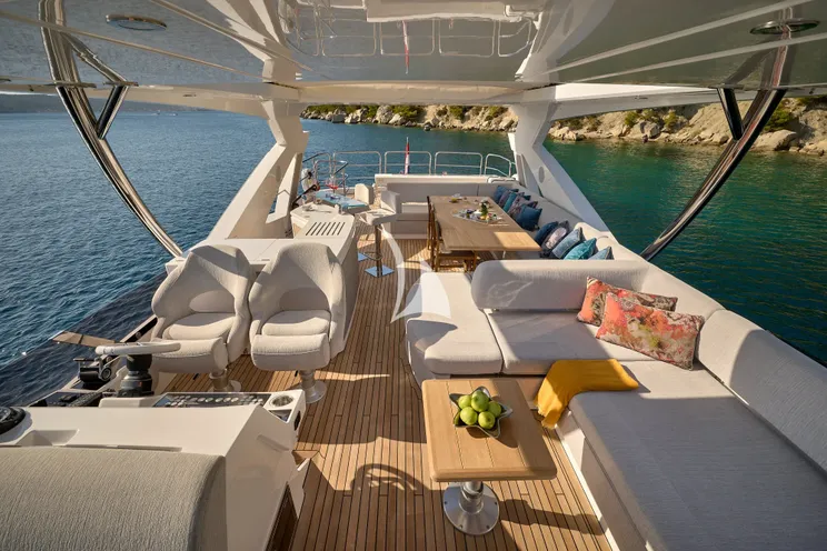Charter Yacht HIDEAWAY - Sunseeker 23m - 4 Cabins - Split - Dubrovnik - Hvar - Croatia
