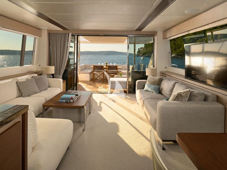 HIDEAWAY Sunseeker 23m - saloon seating aft view HIDEAWAY Sunseeker 23m - saloon seating aft view