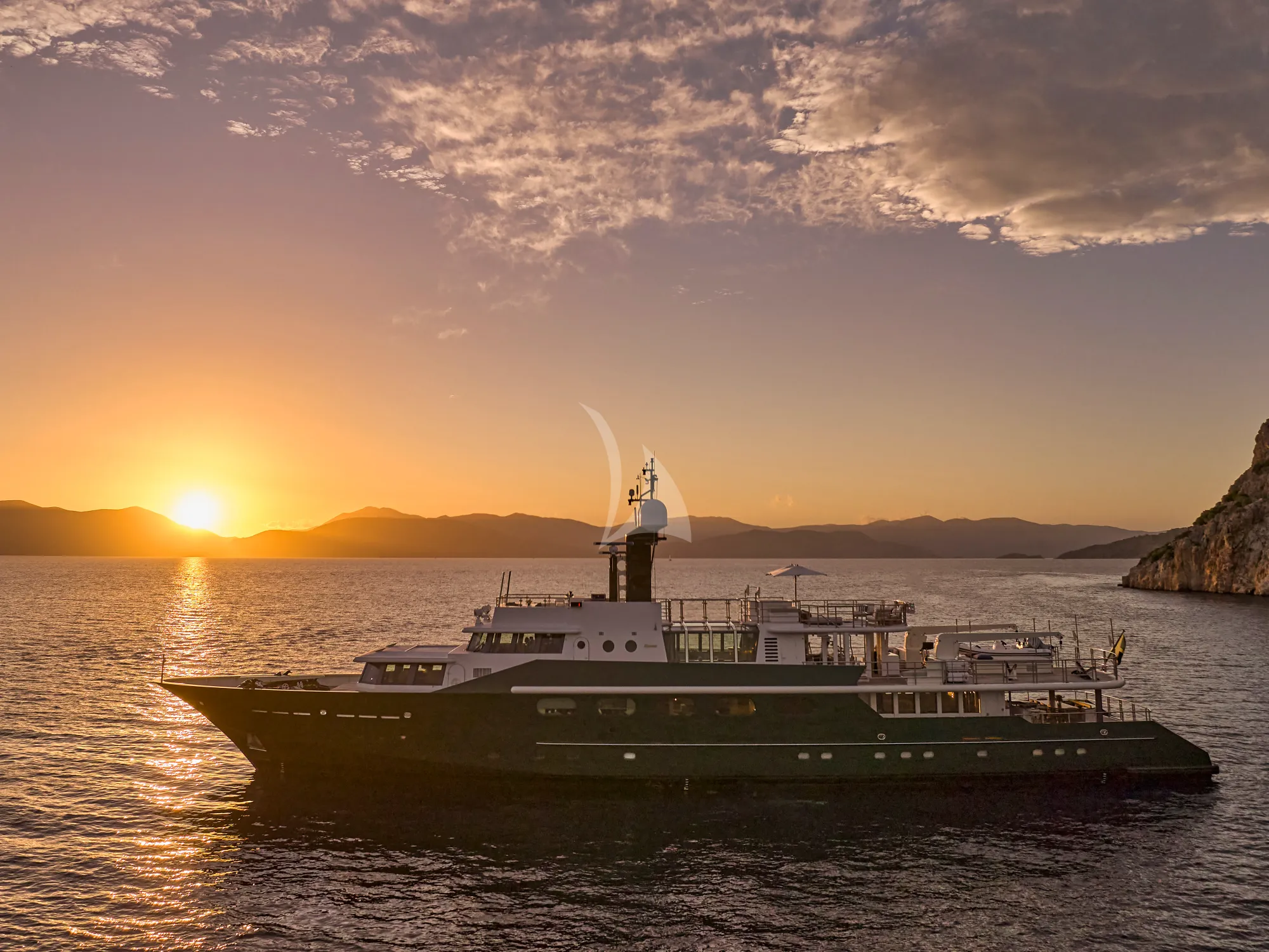 Charter Yacht HIGHLANDER - Feadship 50m - 7 Cabins - Nassau - Exumas - Bahamas