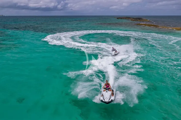 Charter Yacht HIGHLANDER - Feadship 50m - 7 Cabins - Athens - Mykonos - Paros - Cyclades - Greece