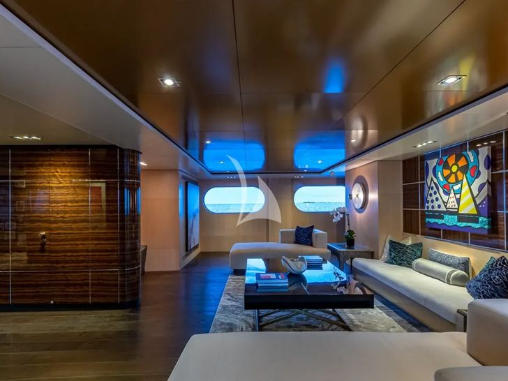 HIGHLANDER Feadship 50m - main saloon seating HIGHLANDER Feadship 50m - main saloon seating