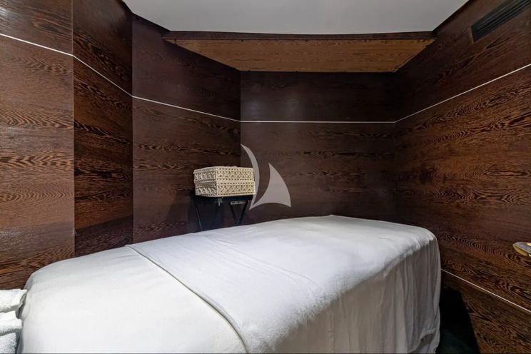 Charter Yacht HIGHLANDER - Feadship 50m - 7 Cabins - Athens - Mykonos - Paros - Cyclades - Greece