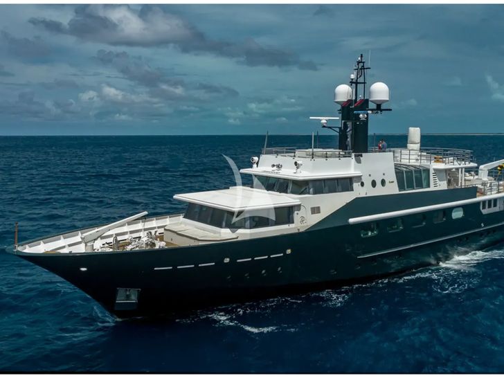 HIGHLANDER Feadship 50m - profile HIGHLANDER Feadship 50m - profile