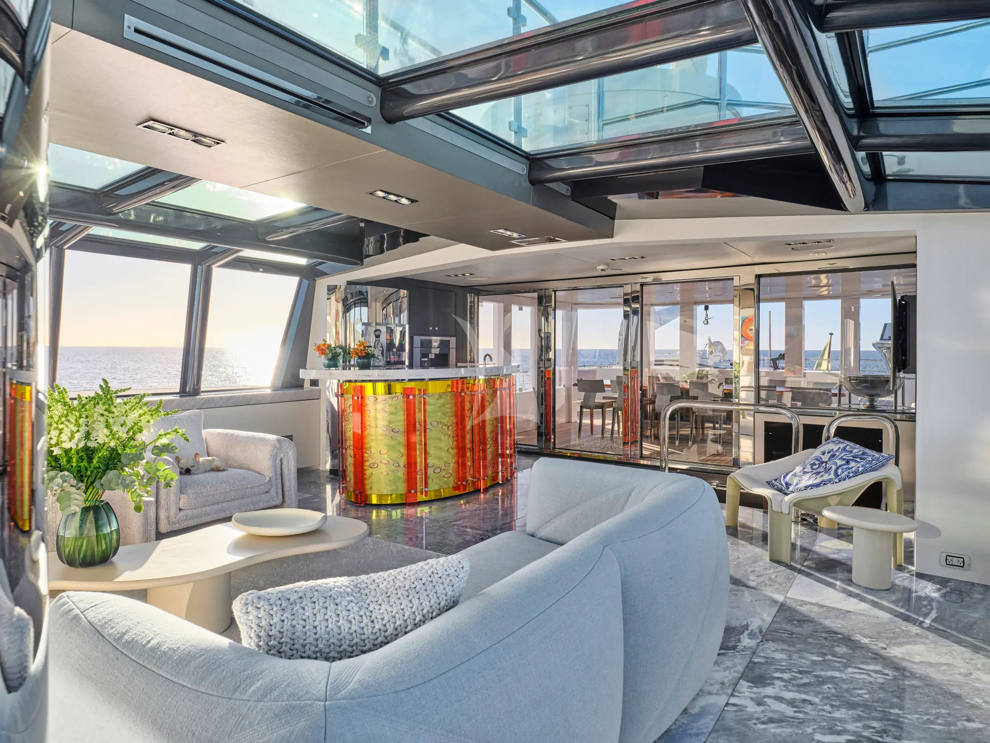 Charter Yacht HIGHLANDER - Feadship 50m - 7 Cabins - Nassau - Exumas - Bahamas