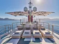 HIGHLANDER Feadship 50m - sundeck sunbathing area HIGHLANDER Feadship 50m - sundeck sunbathing area