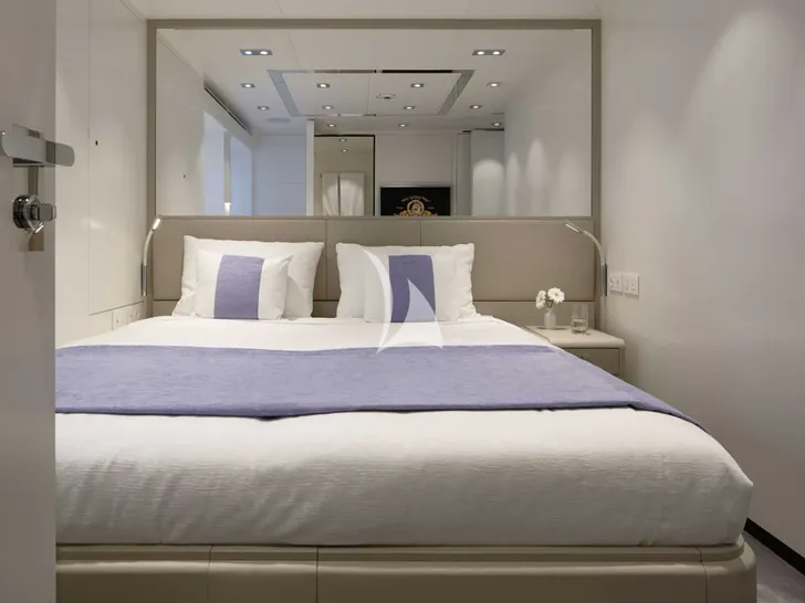 HOME Heesen 50m Aluminium FDHF - VIP cabin 1 HOME Heesen 50m Aluminium FDHF - VIP cabin 1