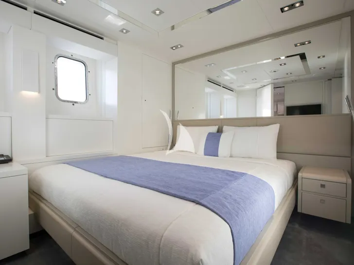 HOME Heesen 50m Aluminium FDHF - VIP cabin 3 HOME Heesen 50m Aluminium FDHF - VIP cabin 3