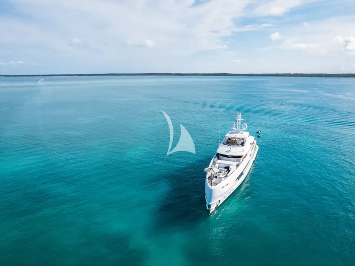 HOME Heesen 50m Aluminium FDHF - cruising anchored shot HOME Heesen 50m Aluminium FDHF - cruising anchored shot