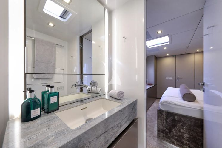 Charter Yacht HONEYBIRD - Sunreef 80 - 3 Cabins - Sibenik - Split - Dubrovnik - Hvar - Croatia