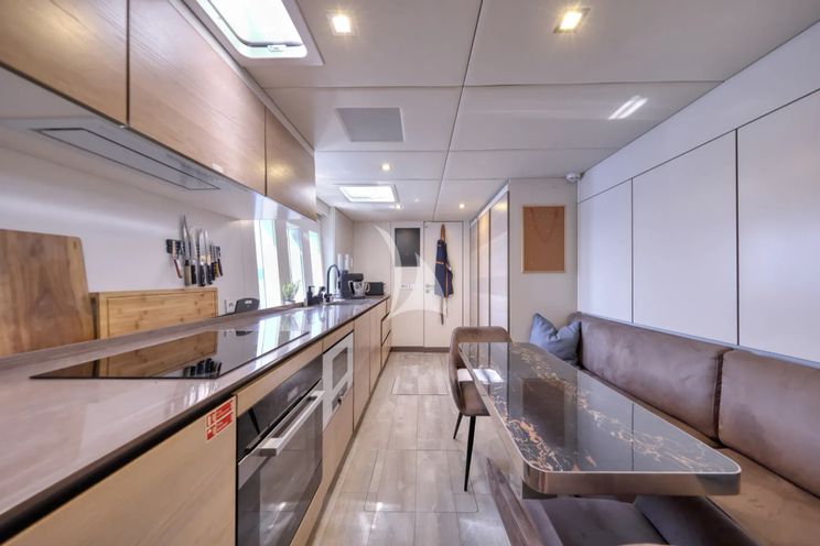 Charter Yacht HONEYBIRD - Sunreef 80 - 3 Cabins - Sibenik - Split - Dubrovnik - Hvar - Croatia