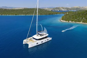 HONEYBIRD - Sunreef 80 - 3 Cabins - Sibenik - Split - Dubrovnik - Hvar - Croatia HONEYBIRD - Sunreef 80 - 3 Cabins - Sibenik - Split - Dubrovnik - Hvar - Croatia