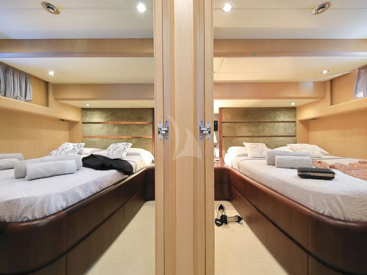 HOPE I Maiora 20S - VIP cabin 1 and 2 HOPE I Maiora 20S - VIP cabin 1 and 2