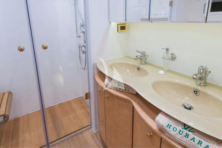 Charter Yacht HOUBARA - Sunreef 82 DD - 3 Cabins - Cannes - Monaco - St Tropez - French Riviera