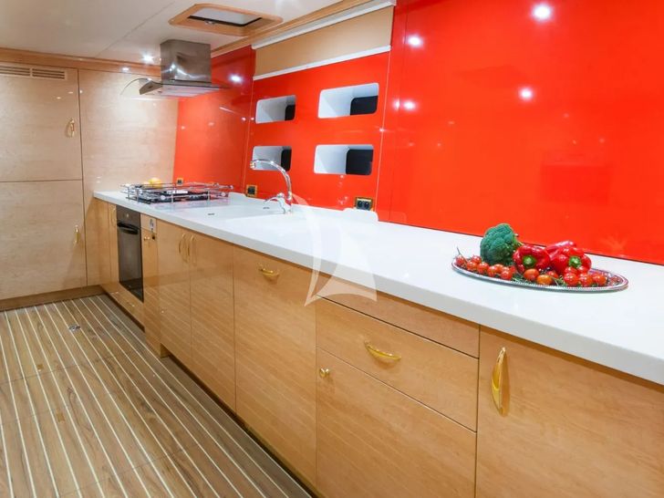 HOUBARA Sunreef 82 DD - galley HOUBARA Sunreef 82 DD - galley